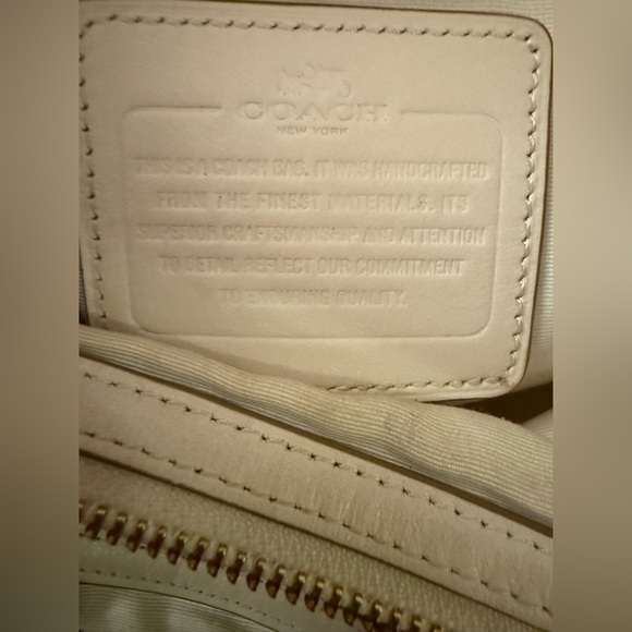 Coach Madison Carlyle Shoulder Bag Chalk Leather F37637 Hobo Tote Purse - Picture 15 of 15